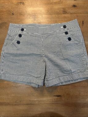 Sandro Cotton Navy & White Pinstripe Button-Front Shorts 4 1/2” inseam W8
